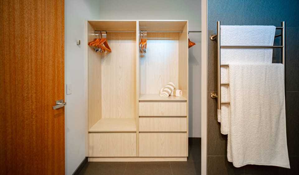 Luxury Villa, 4 Bedrooms | Wardrobe