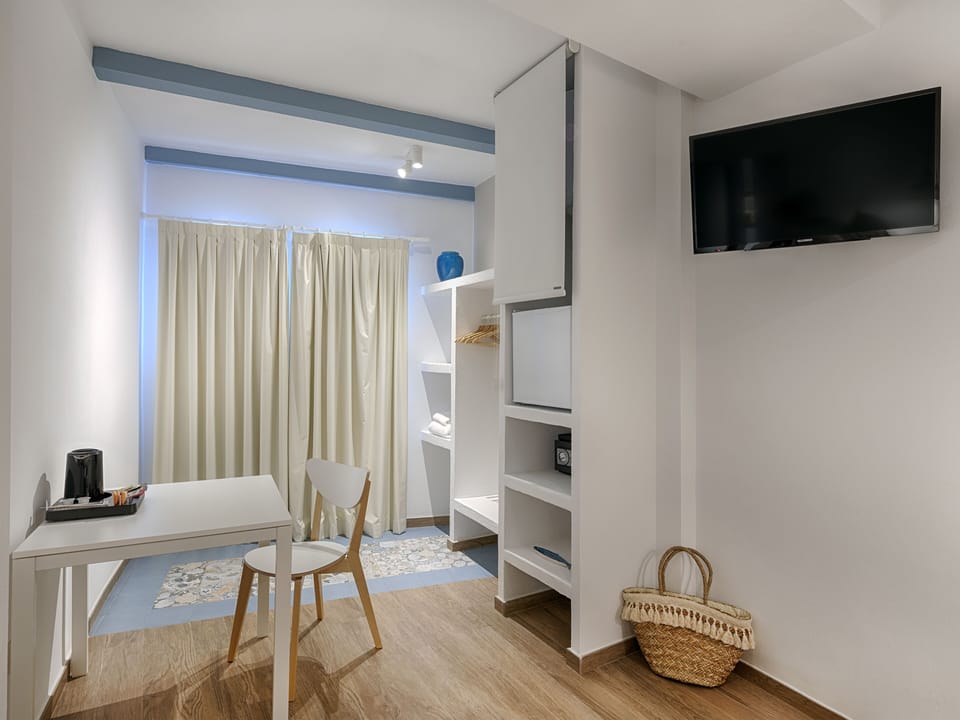Double Room | Premium bedding, minibar, in-room safe, individually decorated
