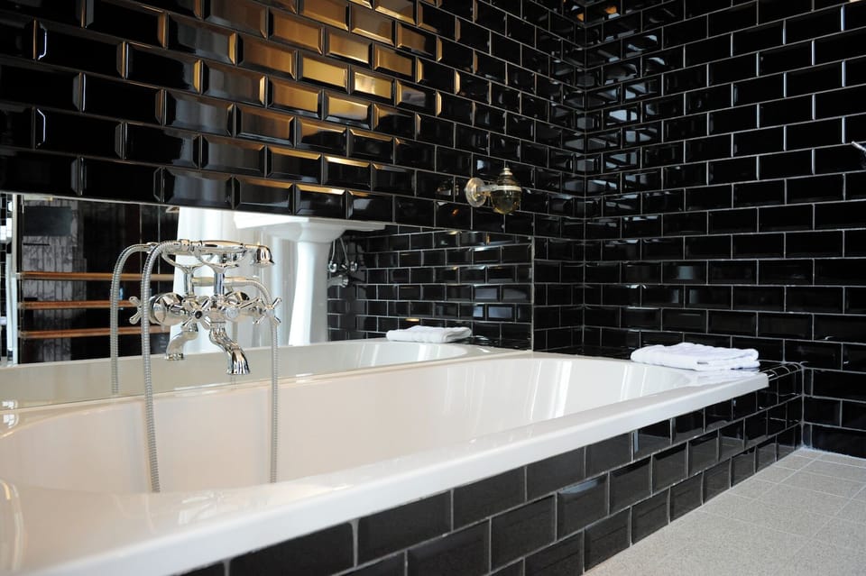 Le Standard Royale | Bathroom