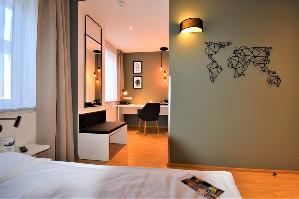 Premium bedding, in-room safe, individually decorated, desk