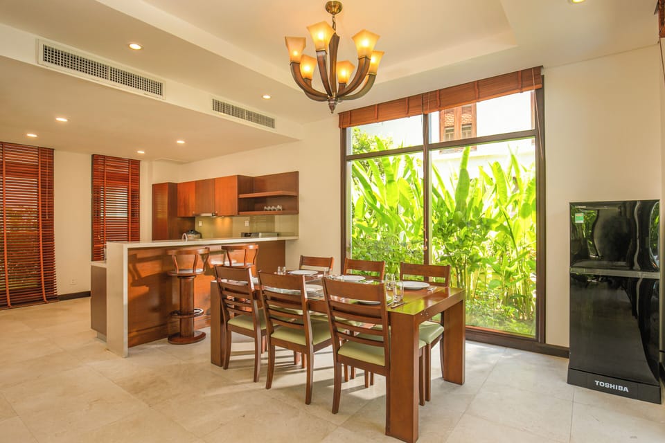 Luxury Villa, 3 Bedrooms | In-room dining