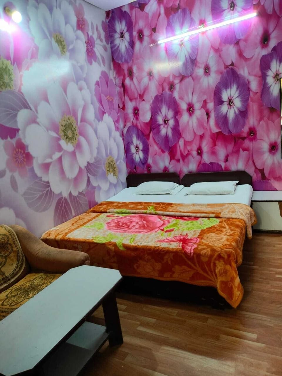Executive Room, 1 Bedroom | Minibar, desk, soundproofing, free WiFi