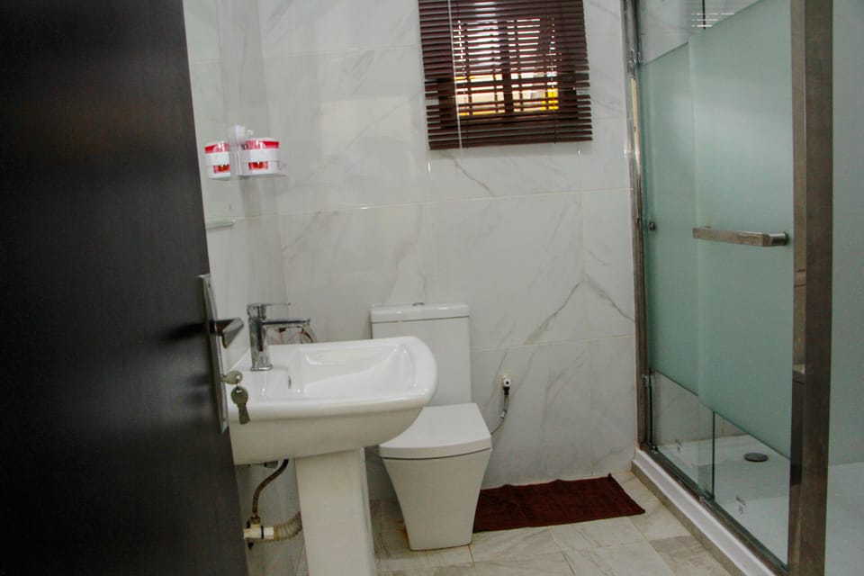 Bathroom shower