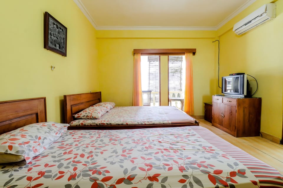 Deluxe Room | Desk, free WiFi, bed sheets