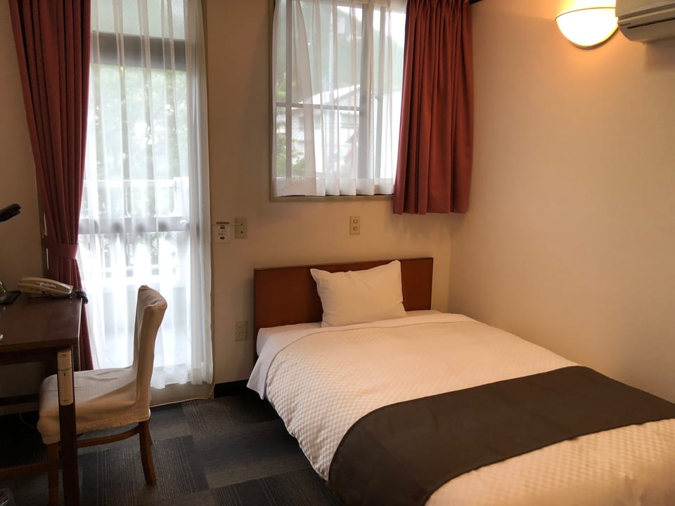 In-room safe, desk, laptop workspace, iron/ironing board (on request)