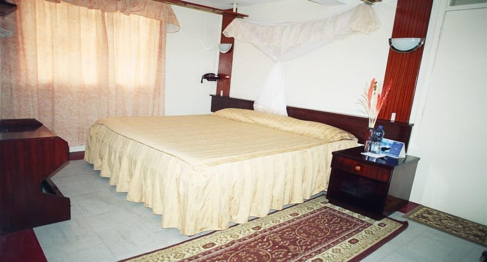 Deluxe Room | In-room safe, individually furnished, desk, free WiFi