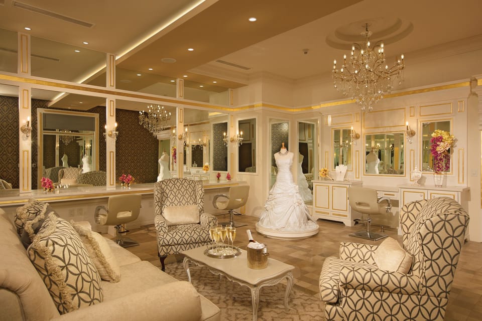 Couples treatment rooms, sauna, steam room, Turkish bath