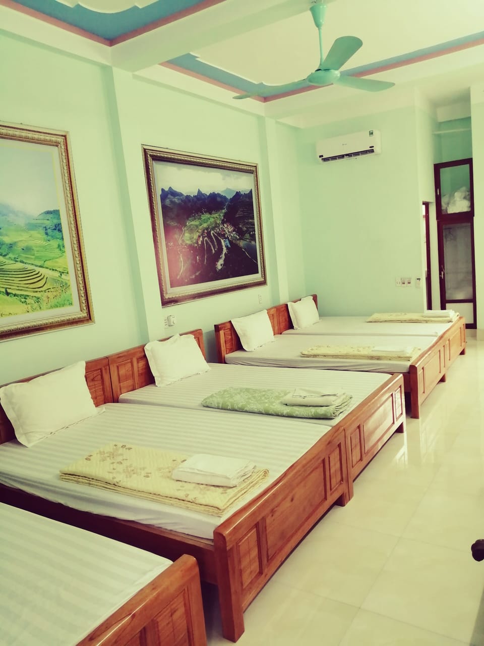 Family Room (5 Single Beds) | In-room safe, desk, blackout drapes, soundproofing