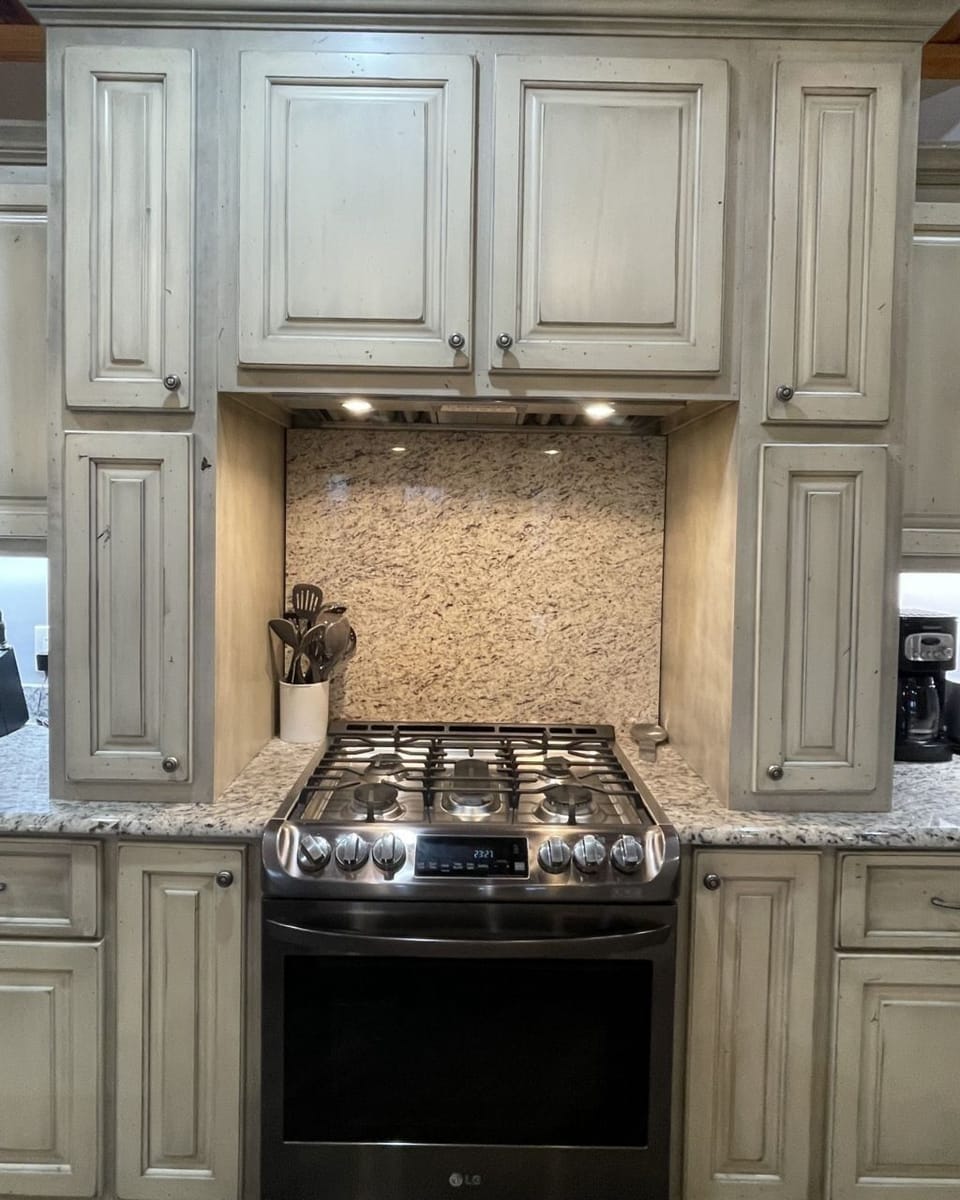 House, 4 Bedrooms | Private kitchen | Fridge, microwave, oven, dishwasher