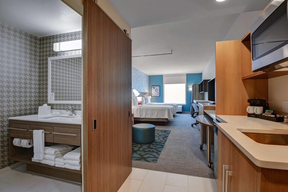 Standard Studio, 2 Queen Beds, Non Smoking | Private kitchen | Full-size fridge, microwave, dishwasher, coffee/tea maker