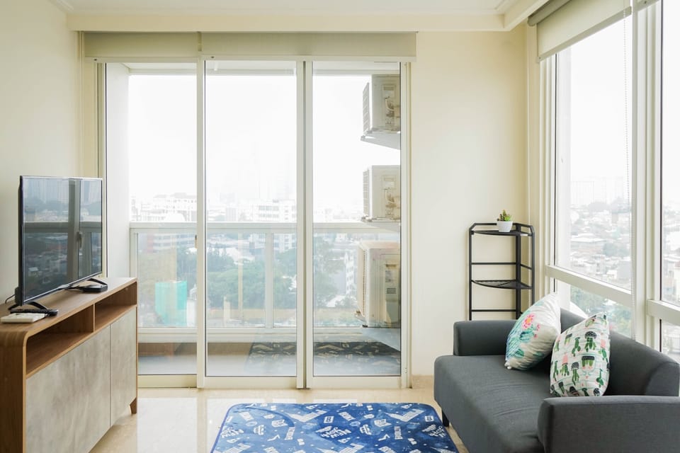 Room | Living room | TV