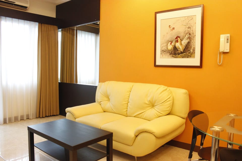 Room | Living room | TV