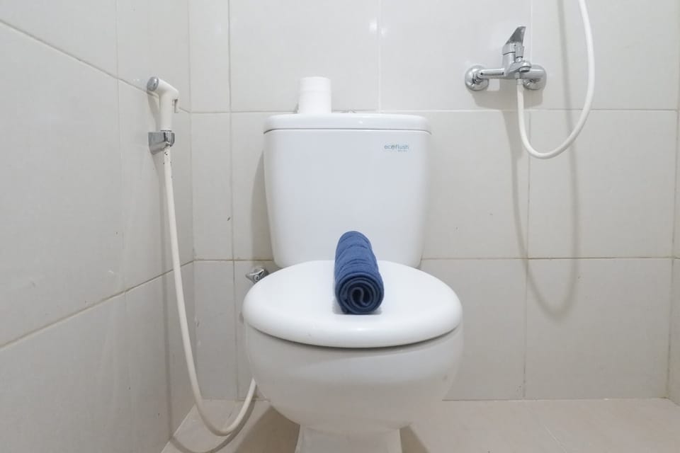 Room | Bathroom | Shower, towels