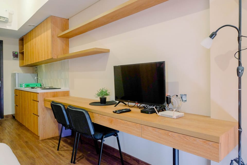 Room | Living area | TV