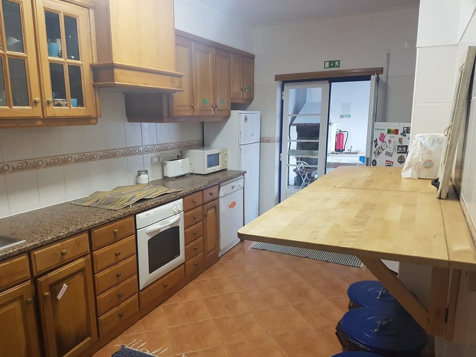 Family House, 4 Bedrooms | Private kitchen | Electric kettle