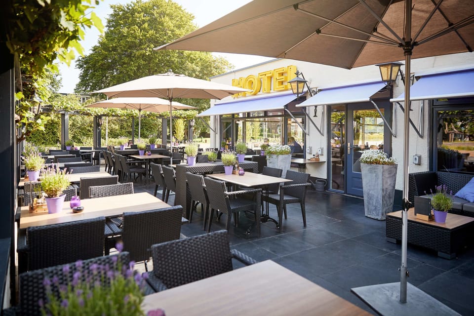 Van der Valk Hotel Hardegarijp - Leeuwarden Hotel in Friesland, Netherlands