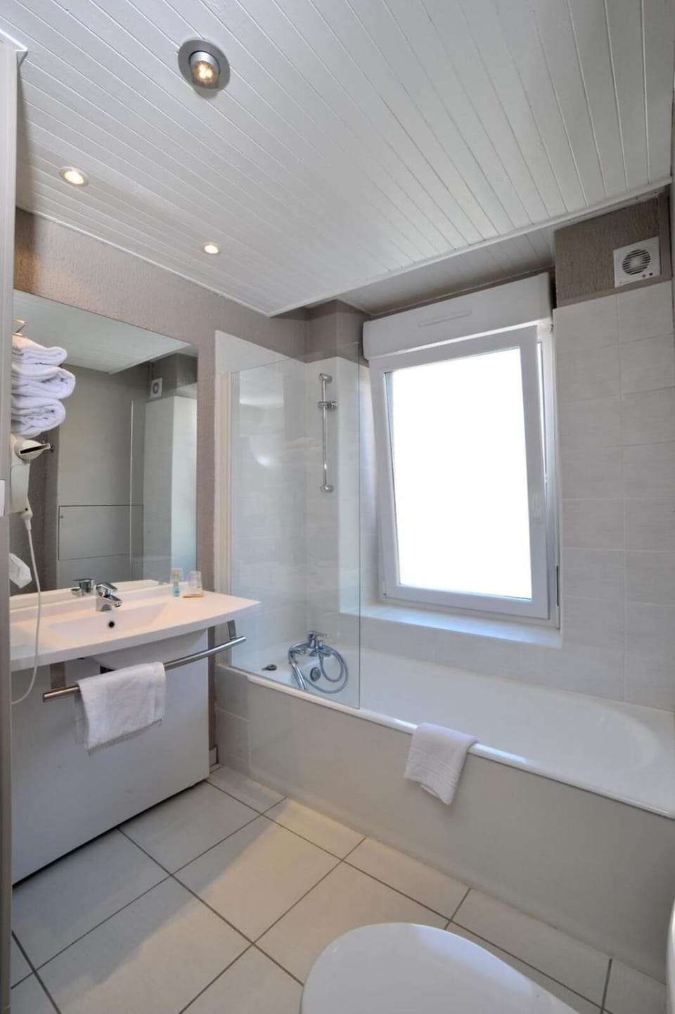 Hair dryer, towels