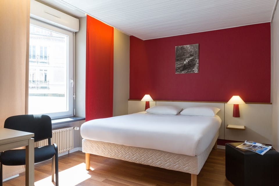 Standard Double Room | Free WiFi
