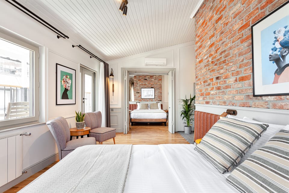 Panoramic Room, 2 Bedrooms, Terrace, Sea View | Living area