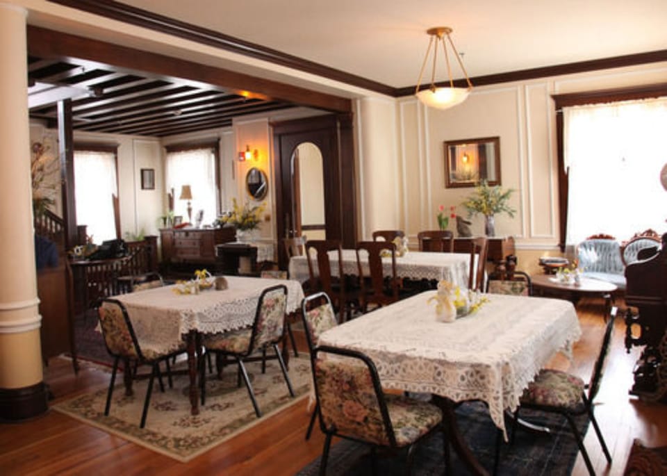 Free daily full breakfast