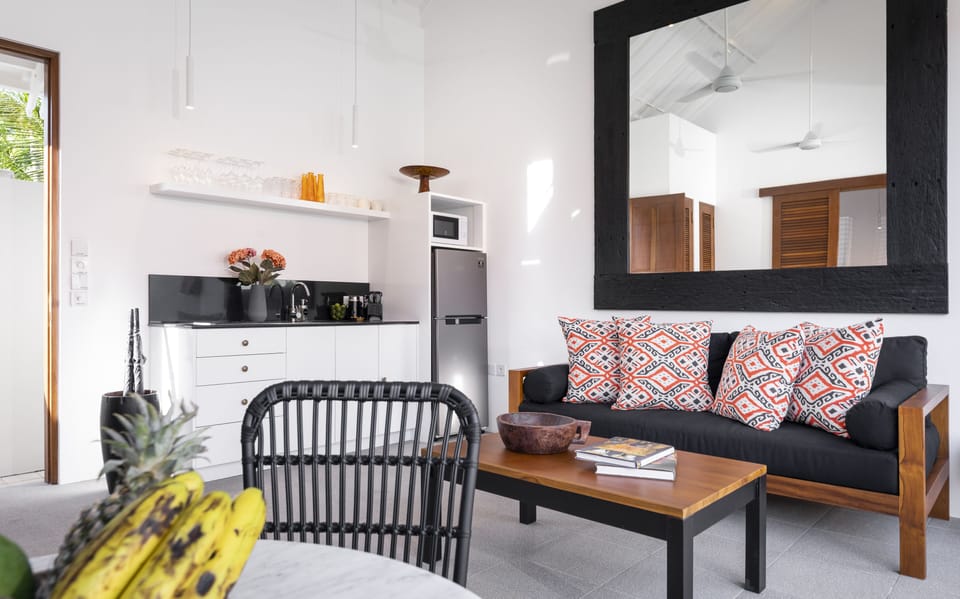 Honeymoon Villa, 1 Bedroom | Private kitchenette | Full-size fridge, microwave, stovetop, coffee/tea maker