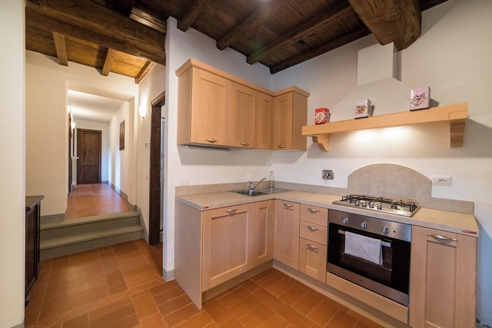 Comfort Apartment, 2 Bedrooms, Balcony, Vineyard View | Private kitchen | Full-size fridge, oven, stovetop, dishwasher