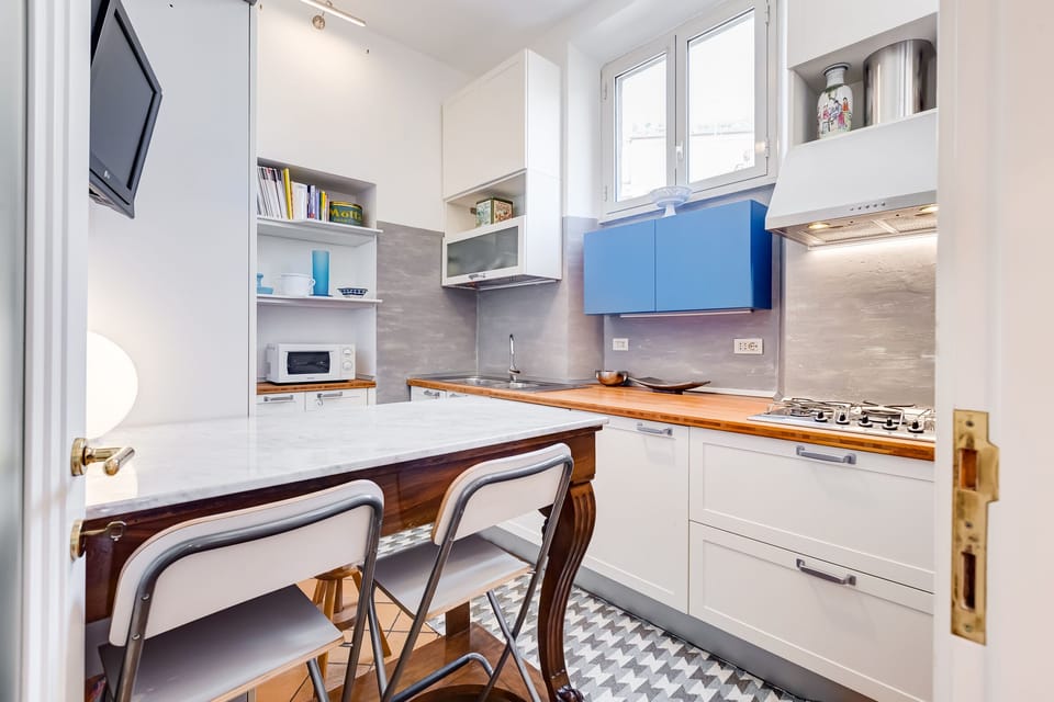 Apartment, 3 Bedrooms, Terrace | Private kitchen | Full-size fridge, oven, stovetop, dishwasher