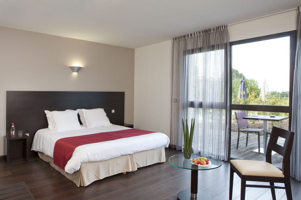 Executive Room, Accessible, Garden View | Premium bedding, Select Comfort beds, in-room safe