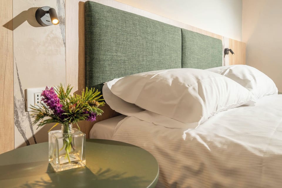 In-room safe, desk, free WiFi, bed sheets