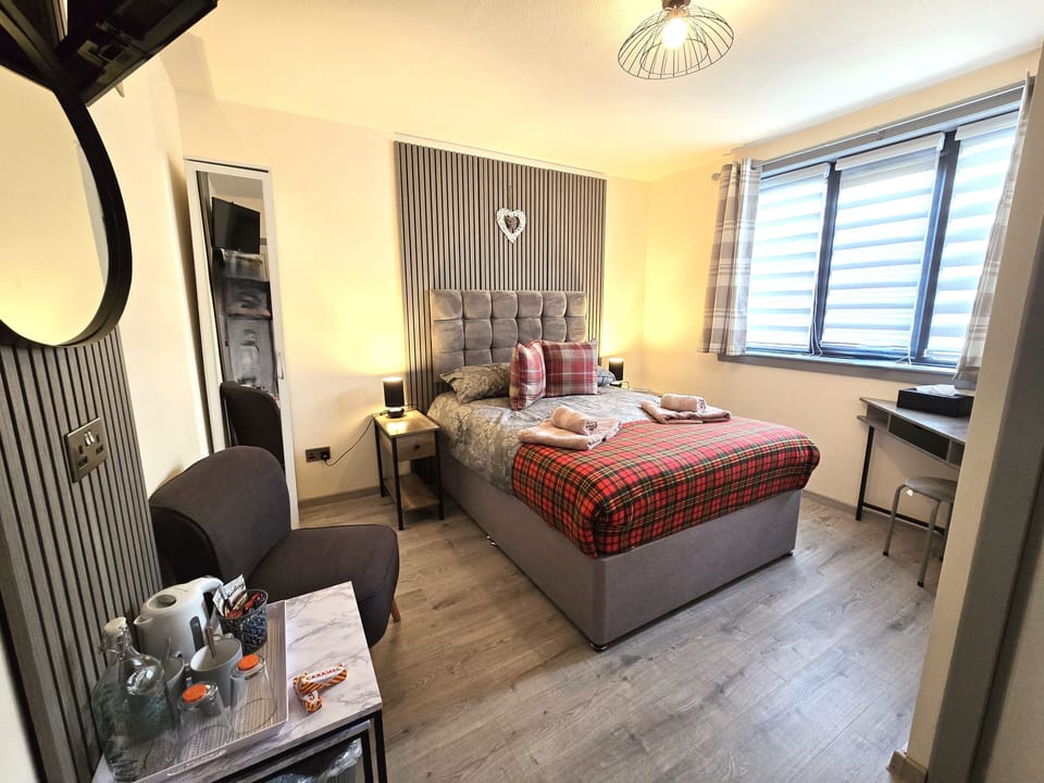 Double Room | Desk, soundproofing, iron/ironing board, free WiFi