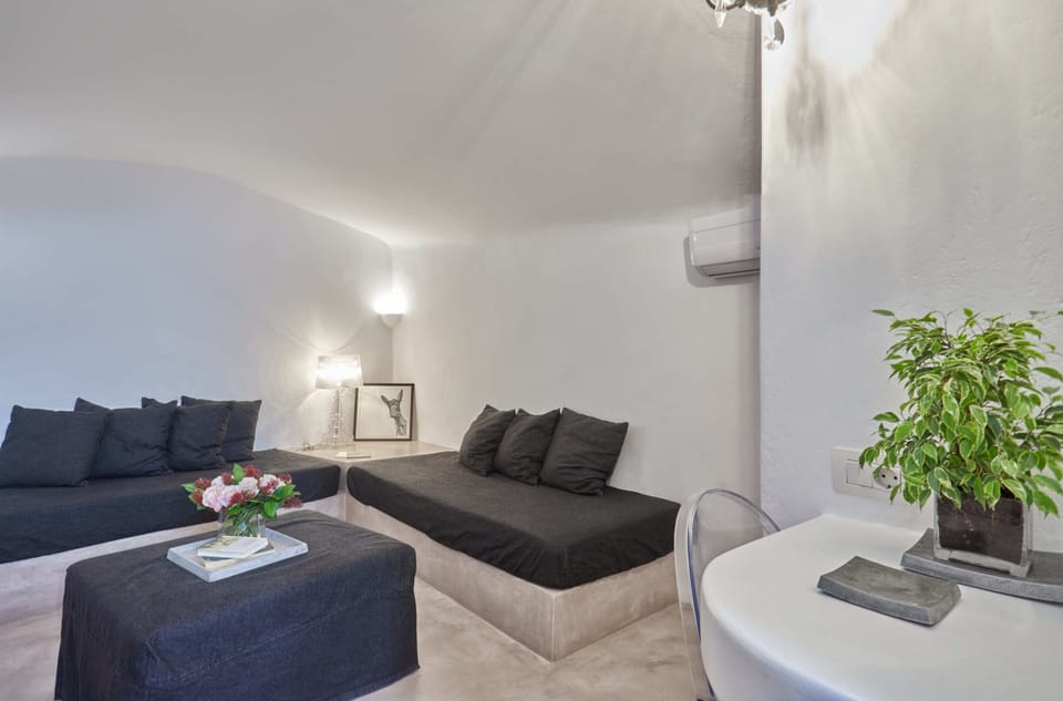 Superior Studio, Sea View | Living area | 32-inch flat-screen TV with satellite channels, TV, streaming services