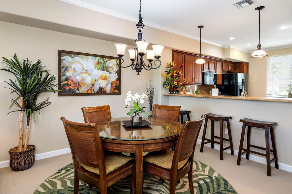 House, Multiple Beds, Golf View (Waikoloa Beach Villas M2) | Dining