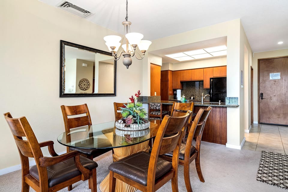 Condo, 1 King Bed with Sofa bed (Shores at Waikoloa 234 at Bo Tree Tow) | Dining
