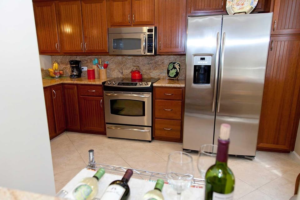 House, 1 King Bed, Golf View (Waikoloa Beach Villas O2) | Private kitchen