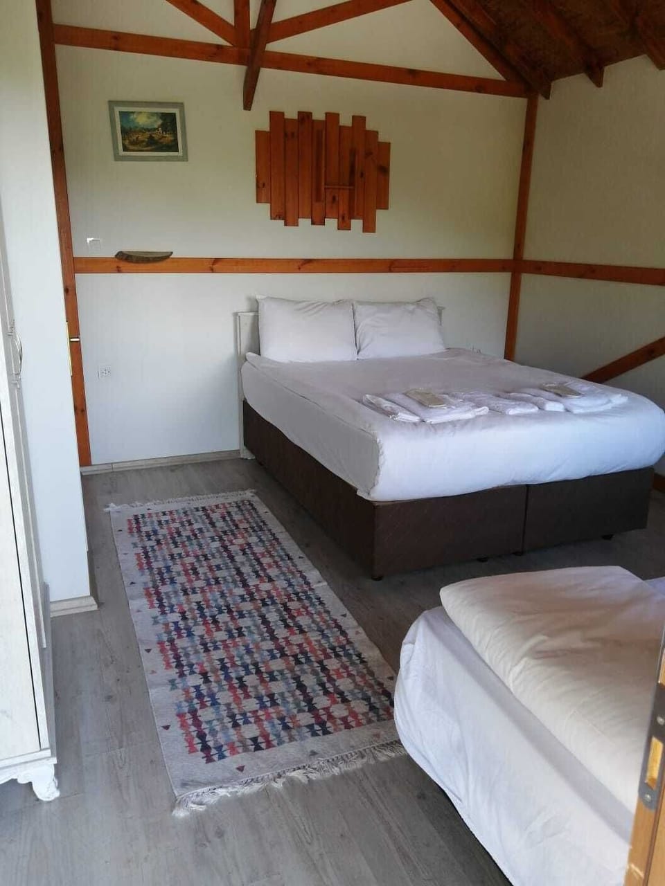 Bungalow, 2 Twin Beds | Rollaway beds (surcharge), WiFi (free), bed sheets