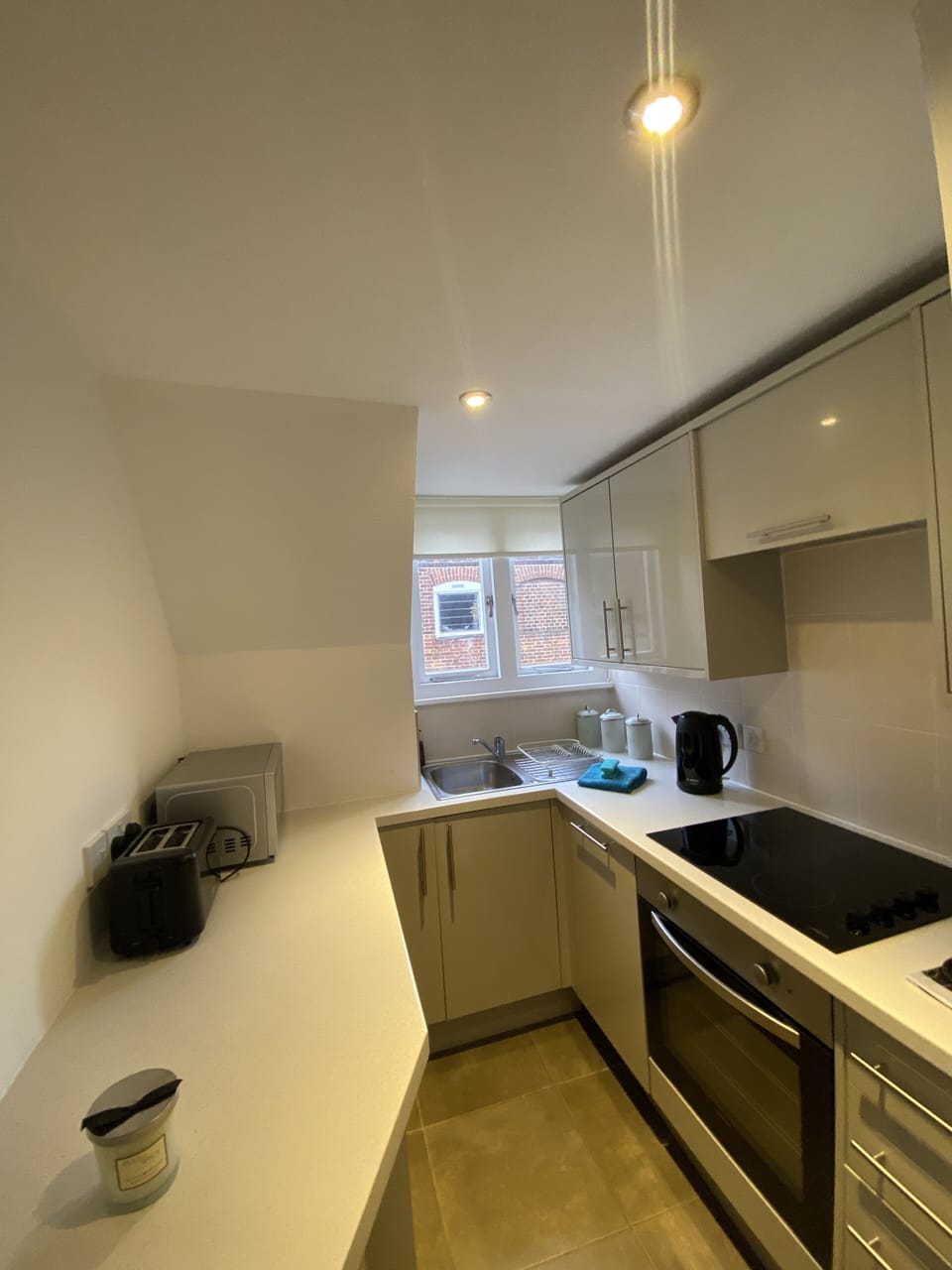 Premium Apartment | Private kitchen | Fridge, microwave, oven, stovetop