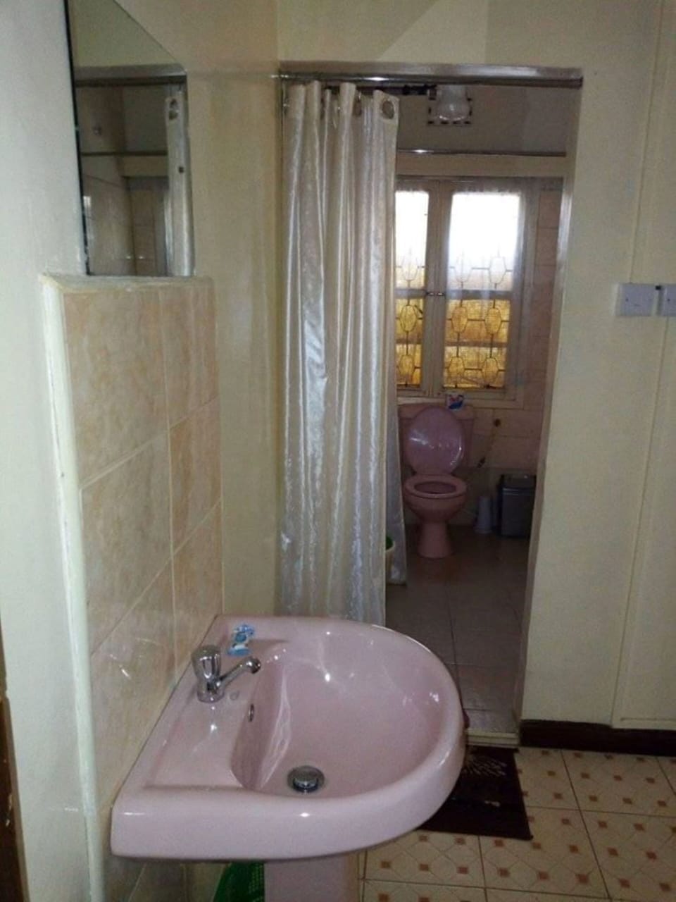 Double Room | Bathroom sink