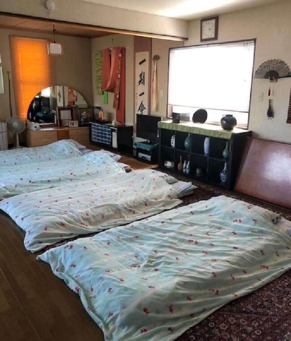 Quadruple Room | In-room safe, desk, blackout drapes, free WiFi