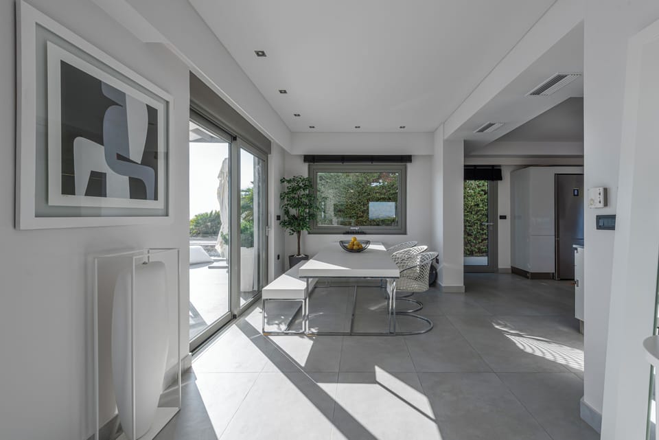 Villa, 4 Bedrooms, Smoking, Private Pool | Dining