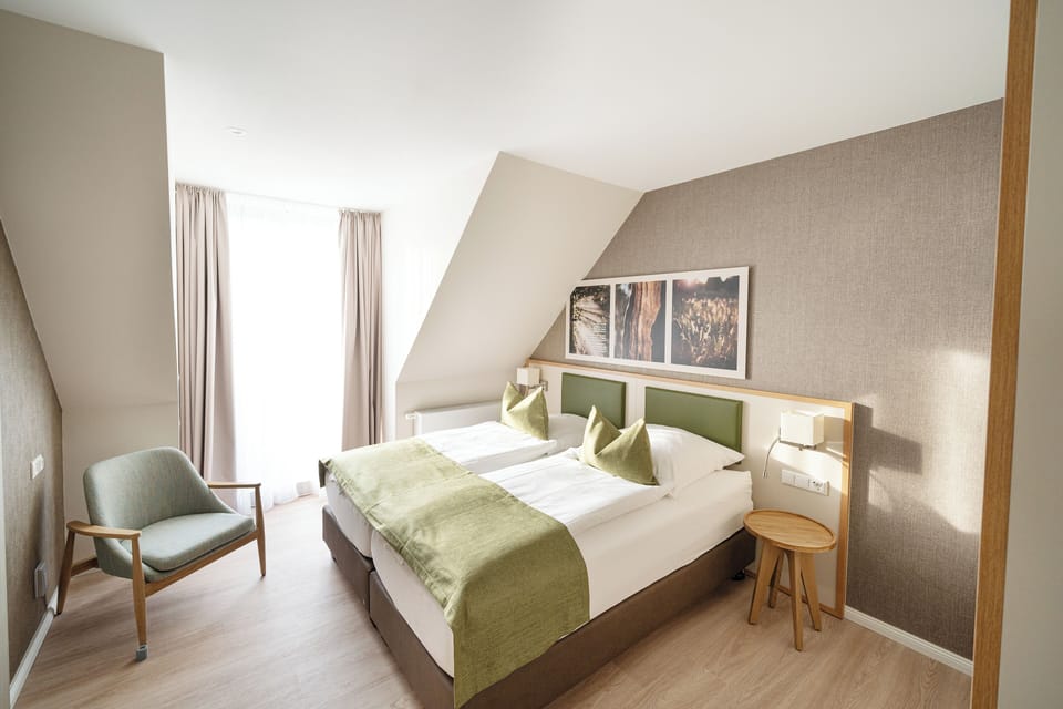 Standard Double Room, 1 Bedroom, Garden View | Hypo-allergenic bedding, in-room safe, free WiFi, bed sheets