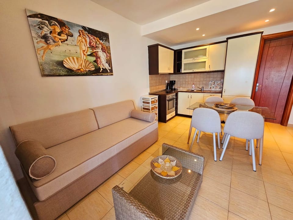 Apartment, 1 Bedroom, Smoking, Mountain View | Living room | TV