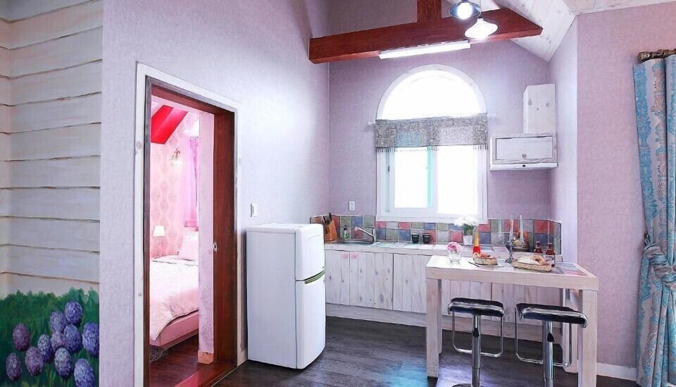 Private kitchenette