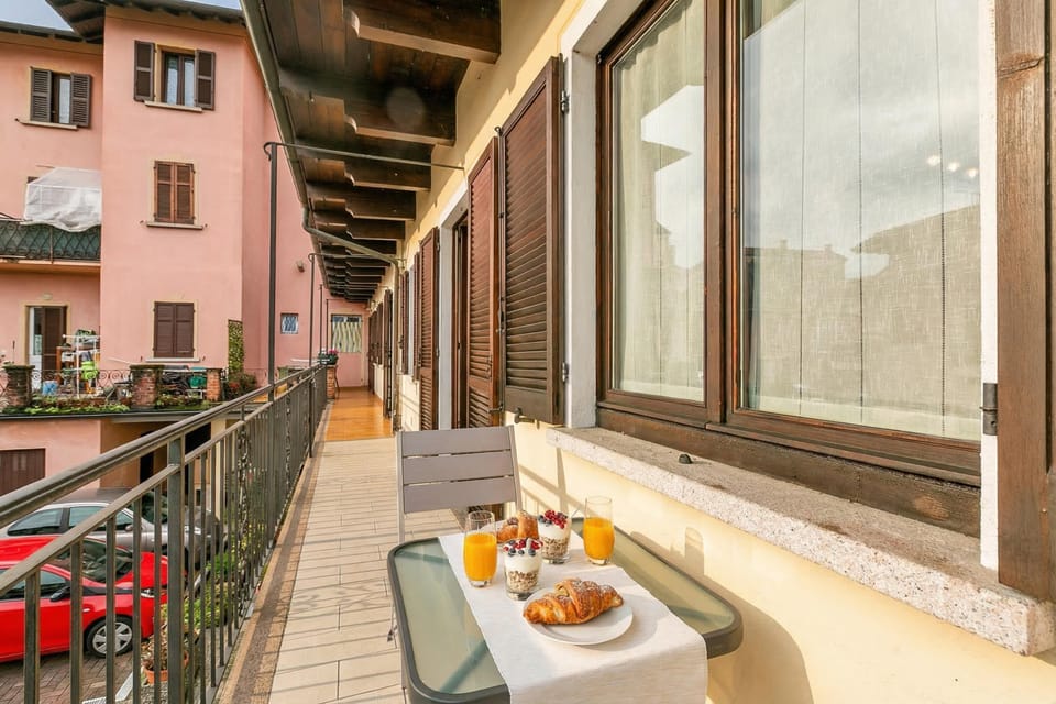 Family Apartment, Multiple Bedrooms (Sunset in Baveno) | Outdoor dining