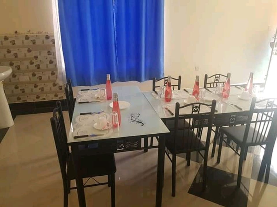 The Loop Guest House and Restaurant Bed and Breakfast in Kenya