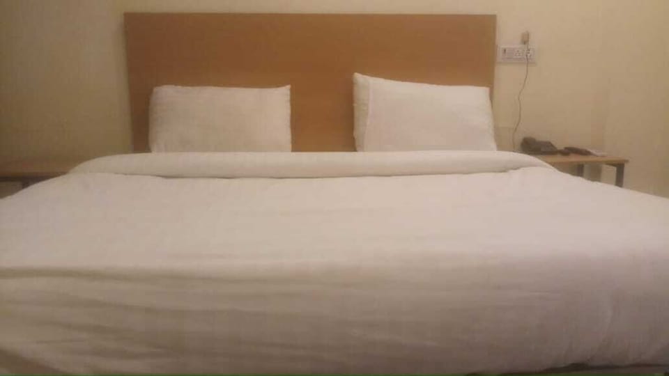 Double Room | Free WiFi