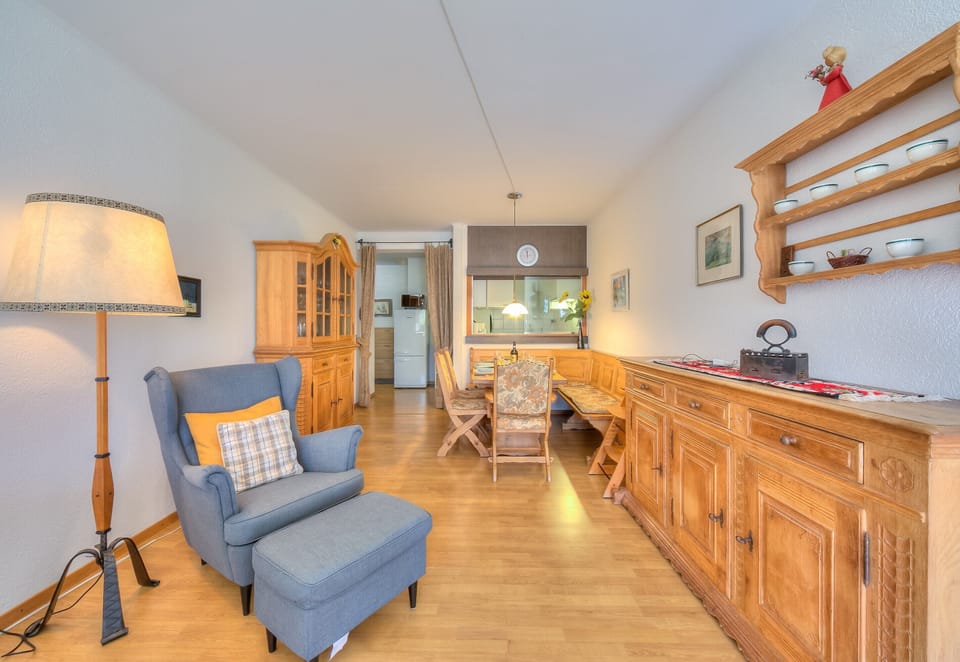 Family Apartment, 1 Bedroom, Microwave, Lakeside (Casa Sibylle with Sauna and Pool) | Living area | 21-inch flat-screen TV with digital channels