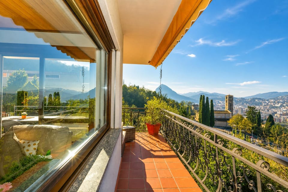 Family Apartment, 2 Bedrooms, 2 Bathrooms, Mountainside (Chiara's Home with Balcony) | Property grounds