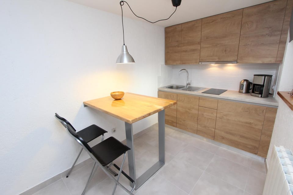 Studio, Sea View | Private kitchen | Fridge, stovetop, dishwasher, coffee/tea maker