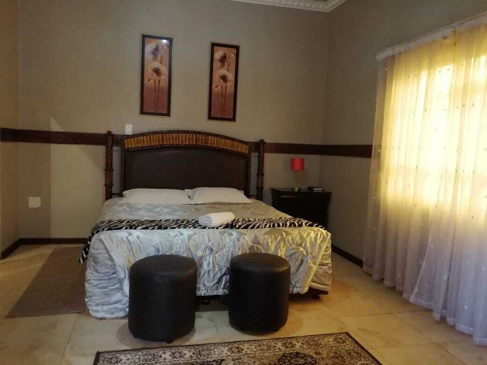 Basic Single Room | Iron/ironing board, WiFi (free), bed sheets