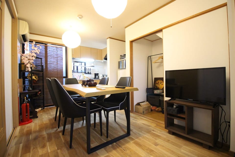 Private Vacation Home | 1 bedroom, desk, iron/ironing board, free WiFi